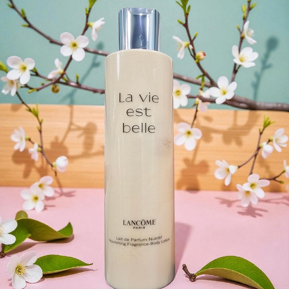 Lancome La Vie Est Belle Lotion 80% Full Floral Sweet